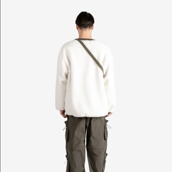 Sundae School Jeogori Messenger Bag Fleece Cardigan
M Brand New Ivory - Picture 9 of 10